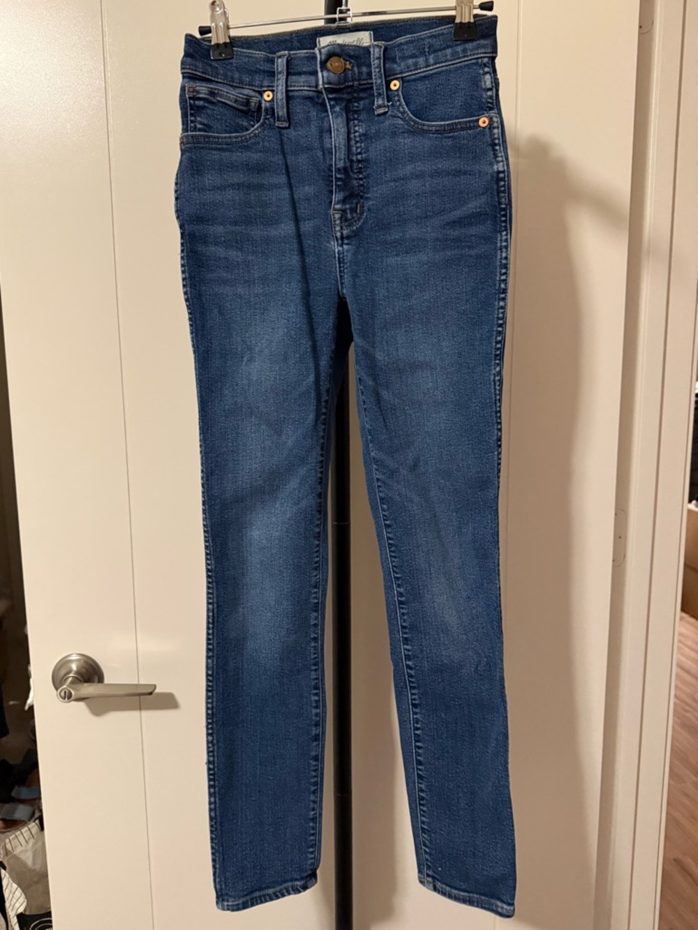 Madewell Skinny Jeans in Medium Blue Wash